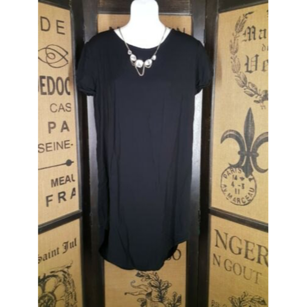 Divided by H&M Dress Size 6 Womens Black Shift Short Sleeve Scoop Neck Pullover